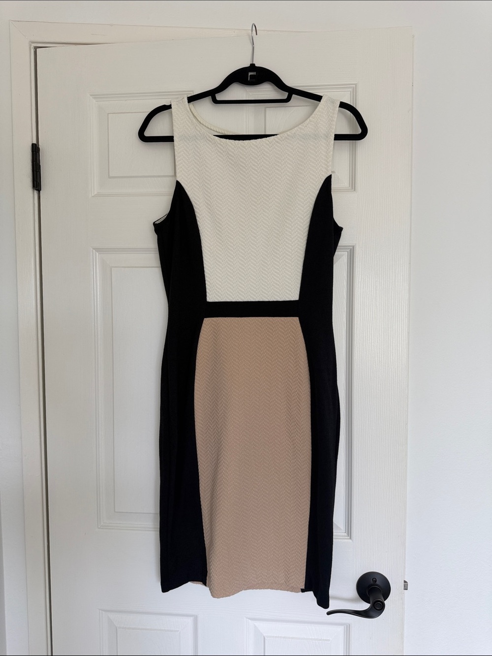 Colorblock Midi Sheath Dress in White, Black & Tan